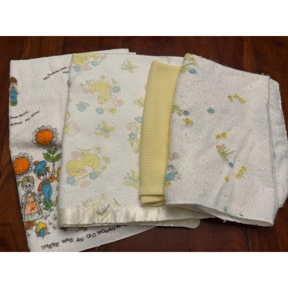 Lot of 4 Vintage Baby Blankets 70s/80s Nursery Lot Ducks, Mother Goose Flannel